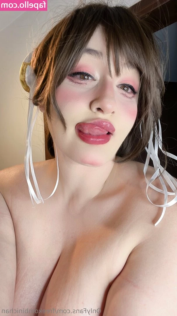freekombinichan - Smack my big peach