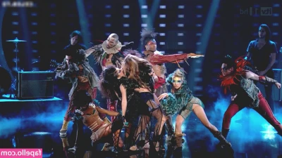 Miley Cyrus [ miley-cyrus ] - Requested sexytime videos and a bit of titty shaking ;)