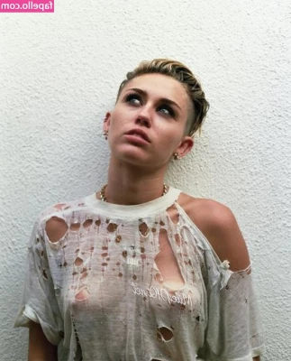 Miley Cyrus [ miley-cyrus ] - Poke  My  Dots