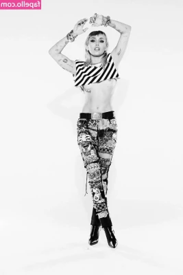 Miley Cyrus [ miley-cyrus ] - Morning relief