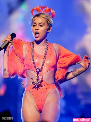 Miley Cyrus [ miley-cyrus ] - Super horny oil big uncut cock masturbation with cock teasing and an