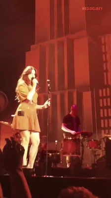  [ lana-del-rey ] - Nobody has made me cum all day 🙄