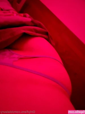 olalavry - Subscribe to get some special peaks