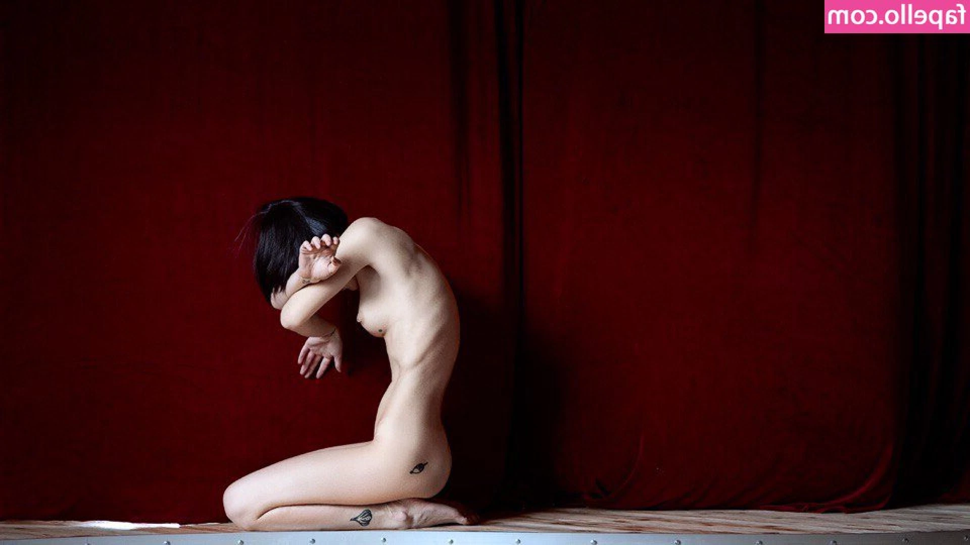 Polina Knyazeva [ polina-knyazeva ] - Body gros nichon