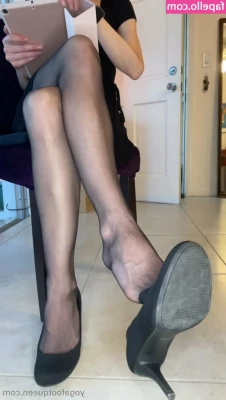 yogafootqueenfree - what do you guys want to see more of