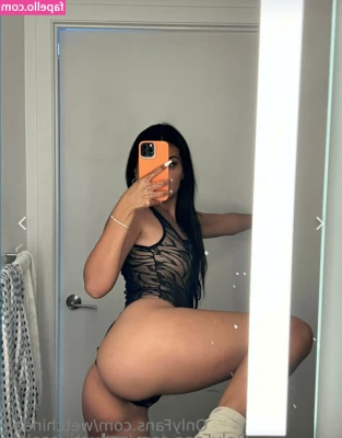 Wetchinaaa - My hairy legs turned me on & made me cum 😜