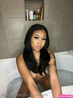 Wetchinaaa - 🩲You should go check my worn panties menu🩲