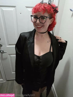 dreami_dae [ dreami-dae ] - Evening angels! I'm £7 away from a target of mine and would love to