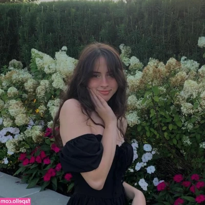 Liv Littlelivbug [ liv-littlelivbug ] - Send me a dick pic with a $10 tip if you want me to honestly rate it