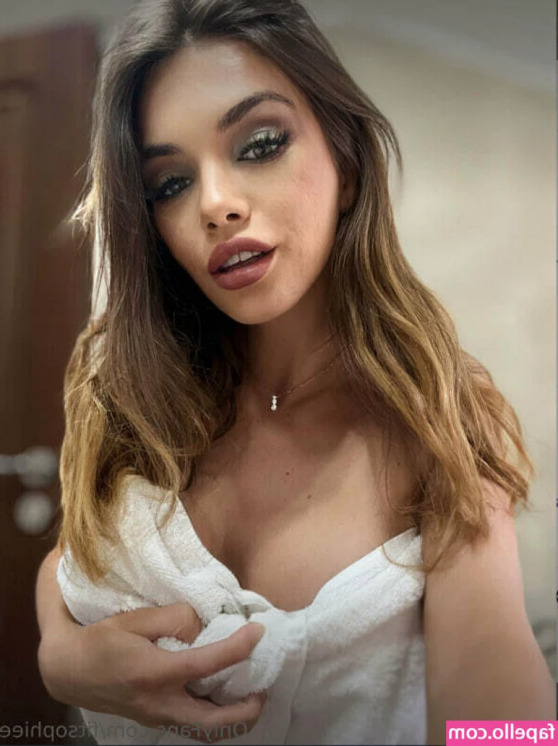 fitsophiee - I ve randomly been so turned on lately and I don t know why  DM me