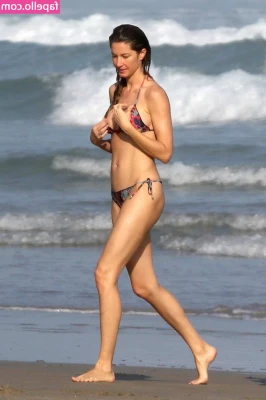 Gisele Bündchen [ gisele-bndchen ] - Want me to take this off? 😏 I'll think about it if you send me a
