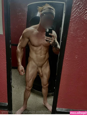 distractedjohnny - FREE   FREE    Hello baby  here you will find      FETISH FRIENDLY   