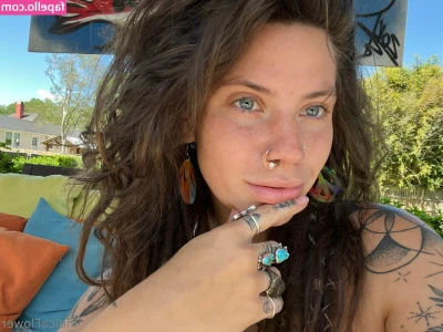 Indica Flower [ indica-flower-5 ] - waking up looking this good never gets old