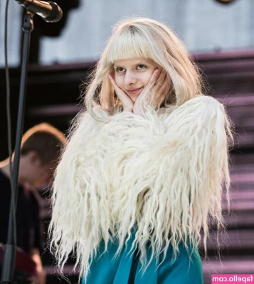 Aurora Aksnes [ aurora-aksnes ] - OH YA FUCK YA   also  jonsondangles