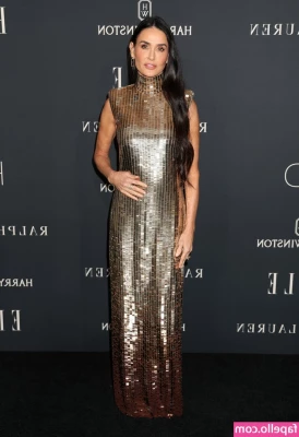 Demi Moore [ demi-moore ] - Guess who has off 4 days next week and gets to finish