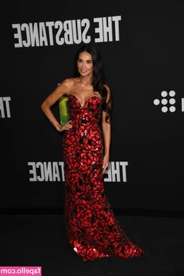 Demi Moore [ demi-moore ] - Suscríbete para más   Se aceptan donaciones