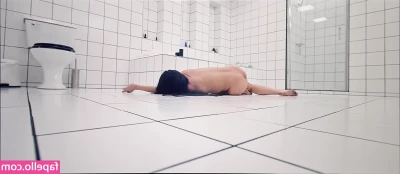 Demi Moore [ demi-moore ] - Do you wanna see me do more pussy eating vids?