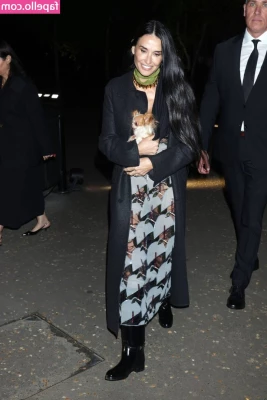 Demi Moore [ demi-moore ] - Send help  Sorry guys my OFs had been so dead  With all the chances