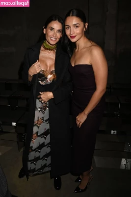 Demi Moore [ demi-moore ] - This week’s content 💋💋