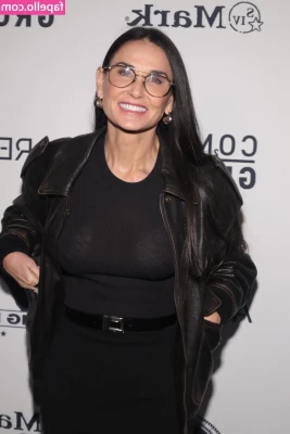 Demi Moore [ demi-moore ] - #mood 🤫