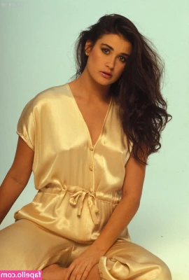 Demi Moore [ demi-moore ] - Love showing off my legs for you 💋🤗