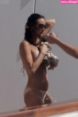 Demi Moore [ demi-moore ] - What would you do  If you enter to the restroom and find me posing