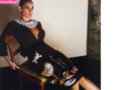 Demi Moore [ demi-moore ] - Do you like my bunny hat