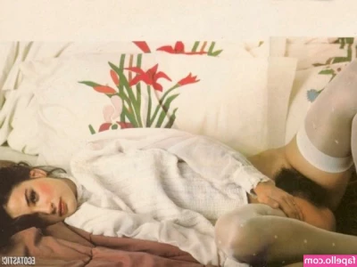 Demi Moore [ demi-moore ] - Le tease part 1