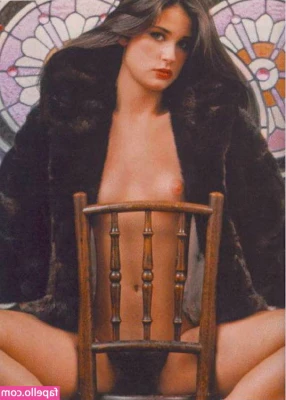 Demi Moore [ demi-moore ] - ขับรถเล่นนน ฮิฮิ