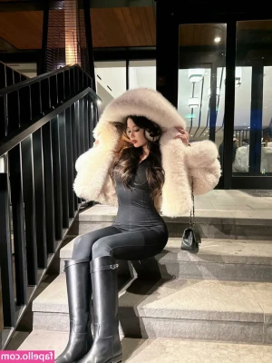 Lilchiipmunk - Imagine booking a private video call with me and domming the fuck out
