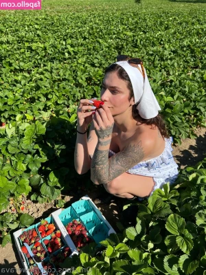 flowerava - https onlyfans com 590152910 calibushvip