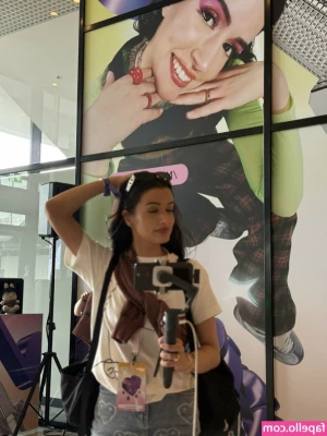 NoraExplorer - Cum on my boobs and make me happier… Sborrami sulle tette e rendimi