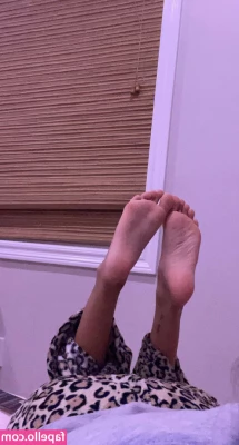 Kiana_akers [ kiana-akers ] - Juicy morning 🦪