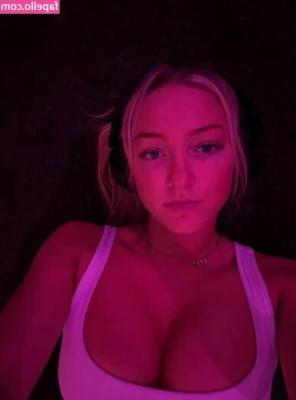 iamsydneythomas - Lick it and stick it 😘