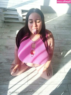 juli_missi [ juli-missi ] - Maxim was unlike any digital diva you had ever encountered  Her lines