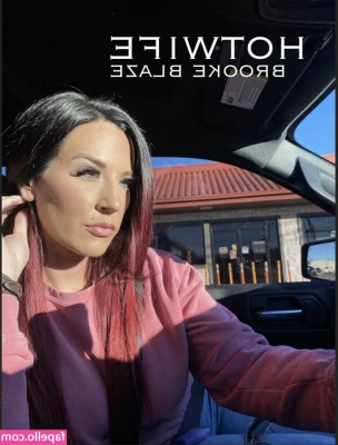Brooke Blaze [ brooke-blaze ] - Give me a little spank