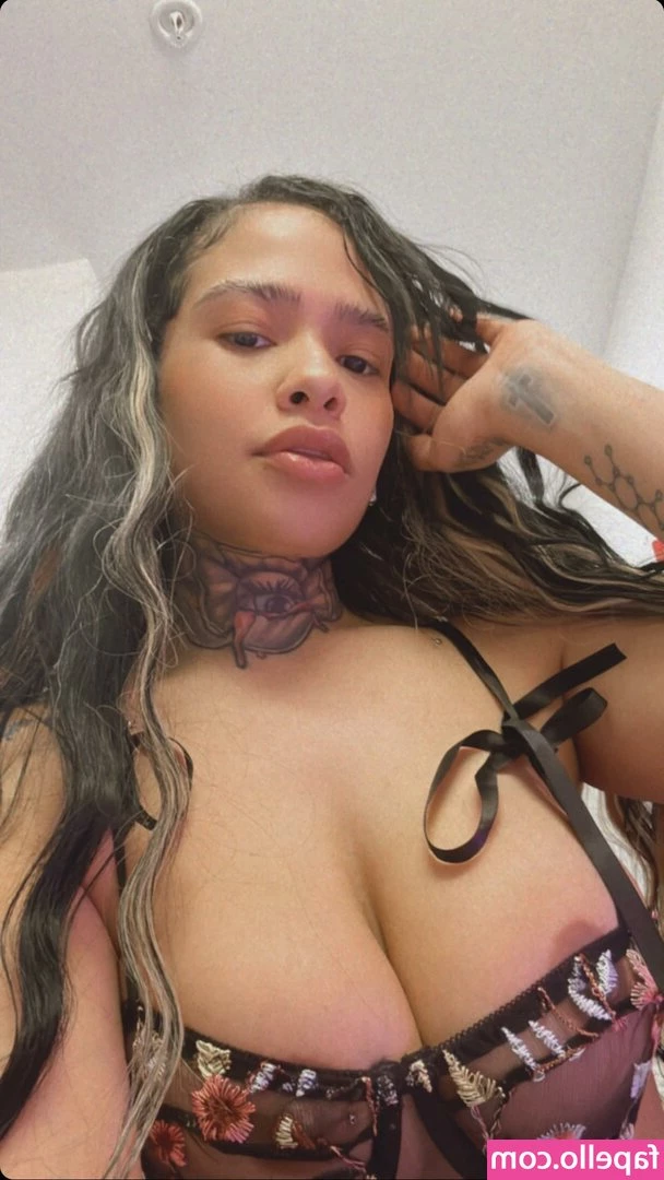 Distortedd - Spider Queen Body Worship and HandJob TRAILER