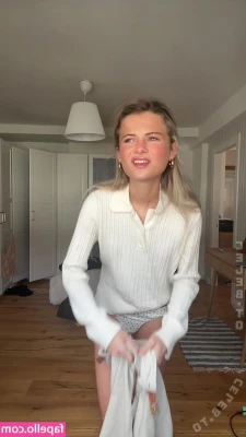 Lotta Emilie Stichler [ lotta-emilie-stichler ] - Todays outfit? 😂   Going shopping for some new clothes and kinis,