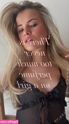 Lotta Emilie Stichler [ lotta-emilie-stichler ] - Lingerie, dildos and high heels are my secret passion