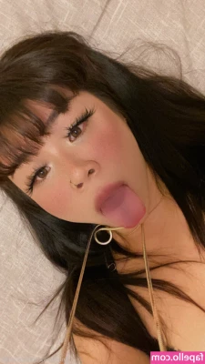 lilporcelana - Messing around with my puma ankle socks and feet.