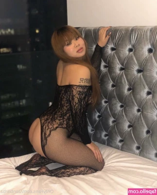 lilporcelana - Ice   pussy love it