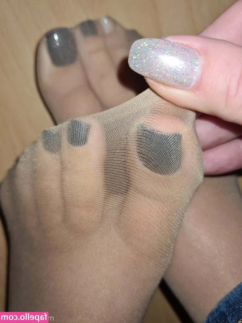 morefrommanu - lots of content coming soon, fuck a fan contest, foot fetish video,