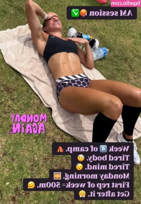 Holly Mills [ holly-mills ] - Finished my morning run and wanted to show you something 😊