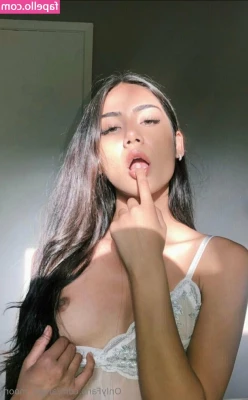 Angel Moon [ angel-moon ] - war gestern mega horny  amp  bin so richtig geil durchge ickt worden