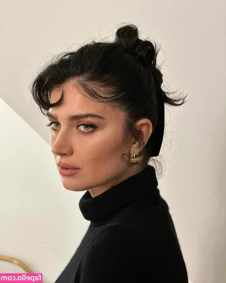 Eve Hewson [ eve-hewson ] - Your scent is on my pillow  and I love it  Sleep well
