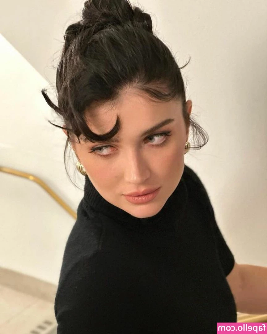 Eve Hewson [ eve-hewson ] - I ve been waiting for u all day daddy   come closer in bed with me  