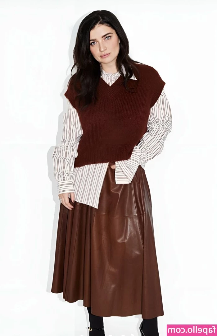 Eve Hewson [ eve-hewson ] - Facefuck