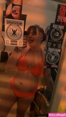 Nicht.lucy [ nicht-lucy ] - Comment BELOW the kind of content of mine you like best! 😘