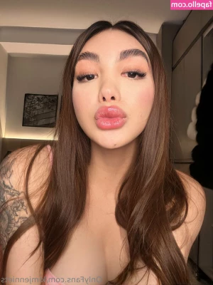 kimjenniets - Home made sex video coming soon ❤😈👅