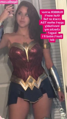 Snarky Jay Cosplay [ snarky-jay-cosplay ] - Happy Turkey day! Who wants to stuff me?😉